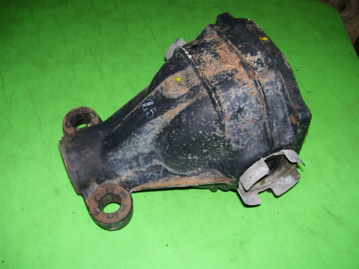 91 Nissan 300zx Z32 NA Differential Carrier HOUSING with Caps OEM