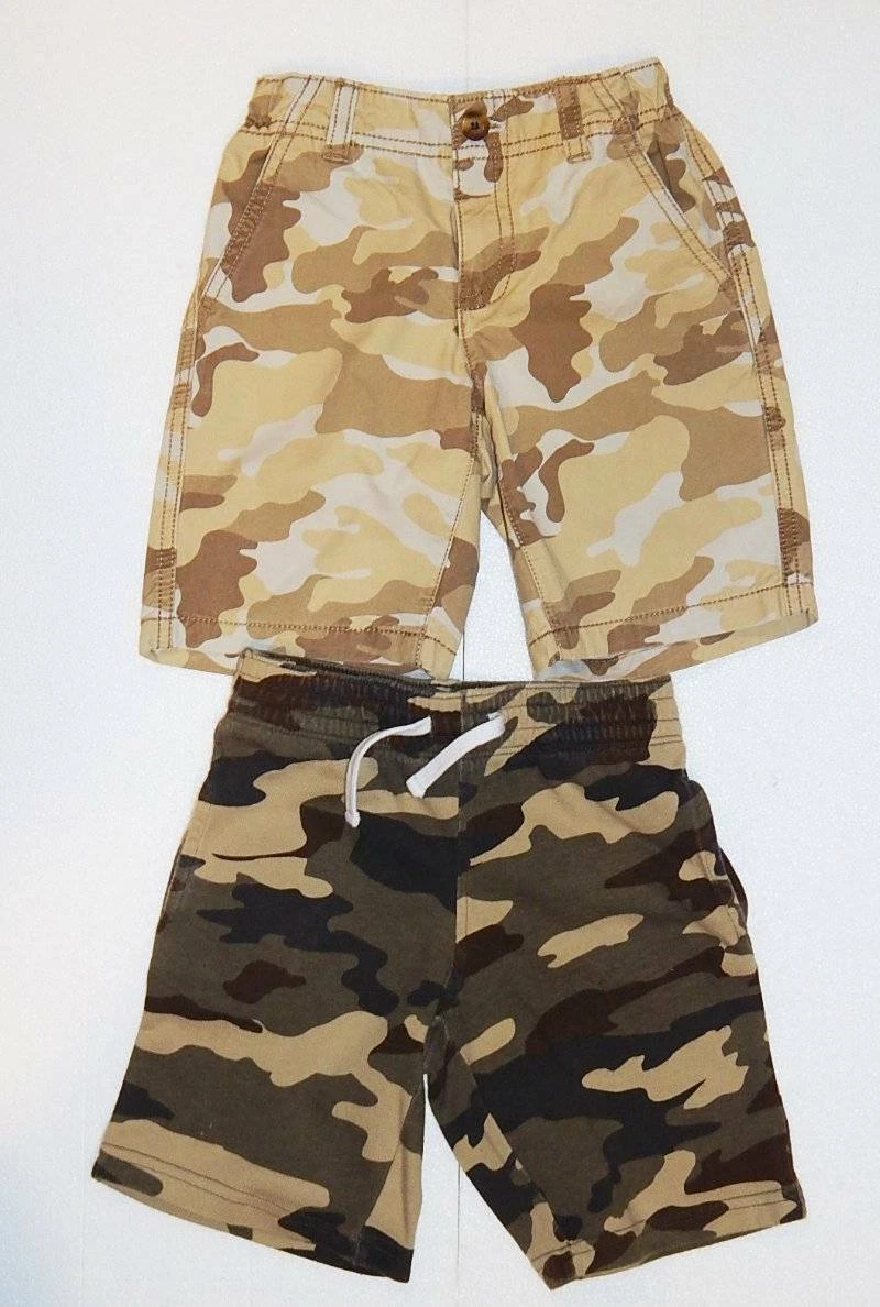 Crazy 8 2 pr of Boys Camo shorts Sz 4-T Green and Lt Brown VGUC