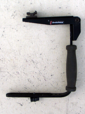 Strobeframe Quick Flip Mount - For Parts... missing top red tightening knob