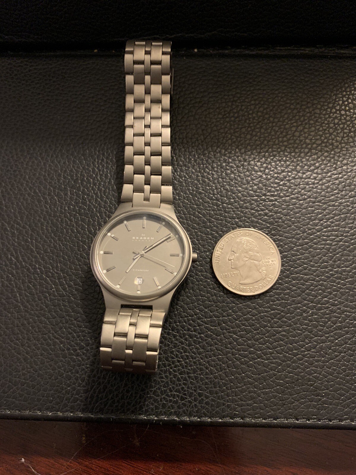 Men’s Skagen Titanium Dress Watch 105LTX Silver Great Condition eBay
