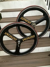 Specialized Carbon TriSpoke Wheelset 700 C (HED DUPONT COMPOSITS) Fixed Or Gears