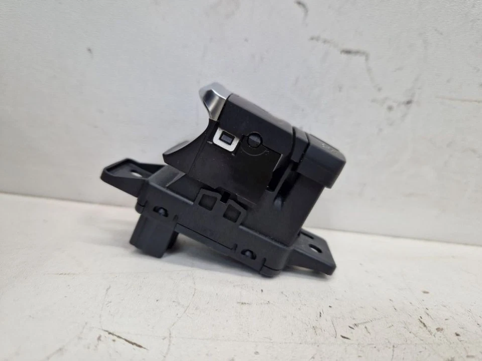 Interruptor de control de crucero de freno de estacionamiento compatible con Alpine A110 II 1.8 363216544R Foto 3 de 4