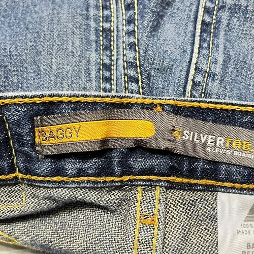Vintage Levis Silvertab Shorts Boys 8 Blue Baggy Loose Medium Wash Y2K Denim - Picture 12 of 15