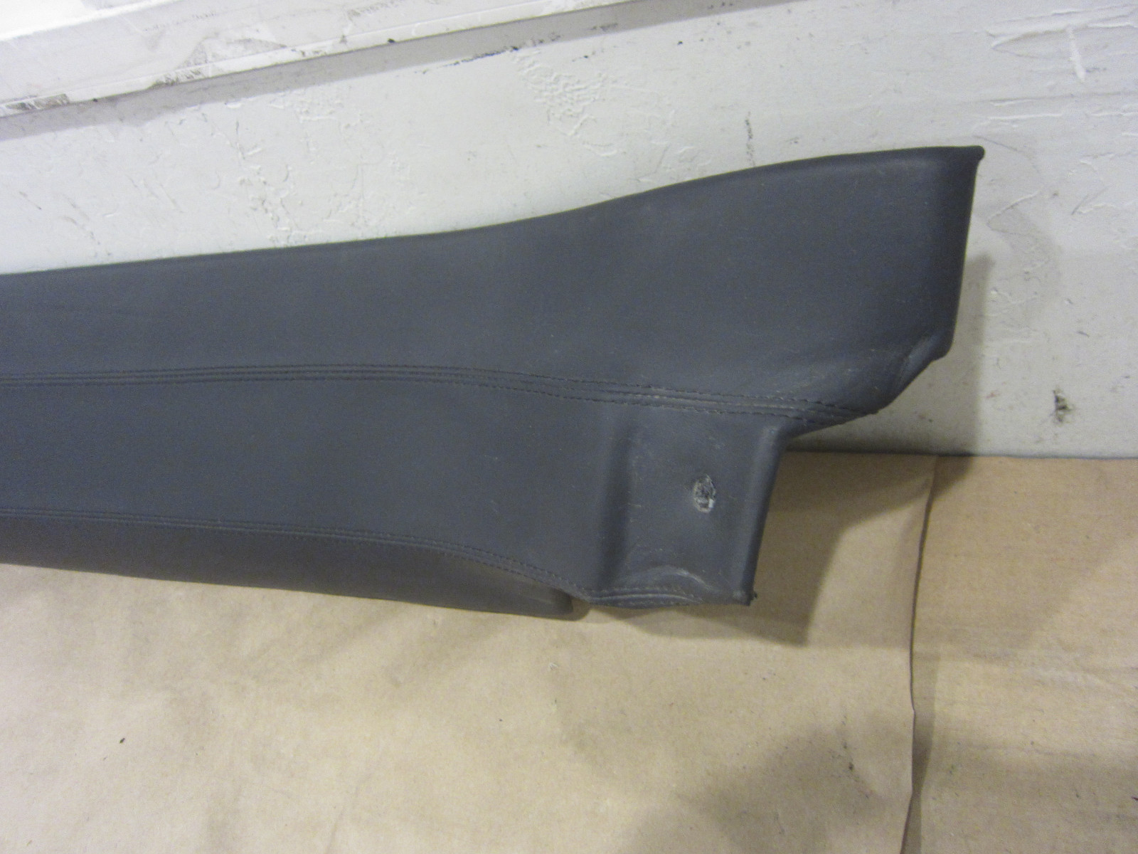 Ferrari 360 Modena - Rear Upper Window Trim (Black) - P/N  65870200