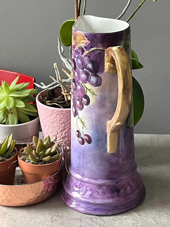 Precioso jarrón jarra vintage pintado a mano de uvas moradas de 12-1/4" de alto Foto 4 de 4