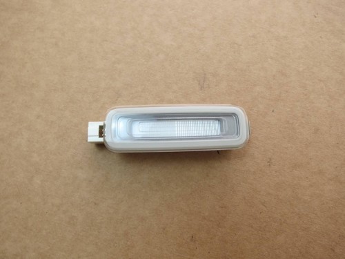 Audi A4 Avant B9 8W Innenleuchte LED A41869 4m0947105