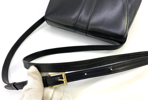Gucci Shoulder Bag Crossbody Bag Purse Cow Leather Black Flap Vintage Authentic - Picture 13 of 23