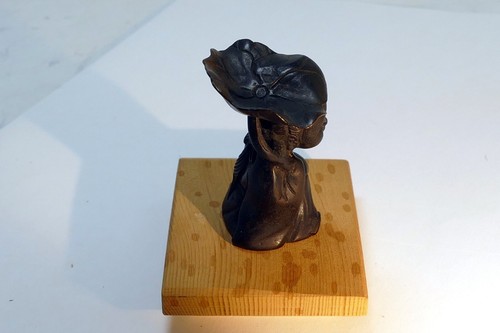 CHINESE BRONZE Statue Baby child under lotus leaf Scroll Weight Ming - Picture 6 of 13