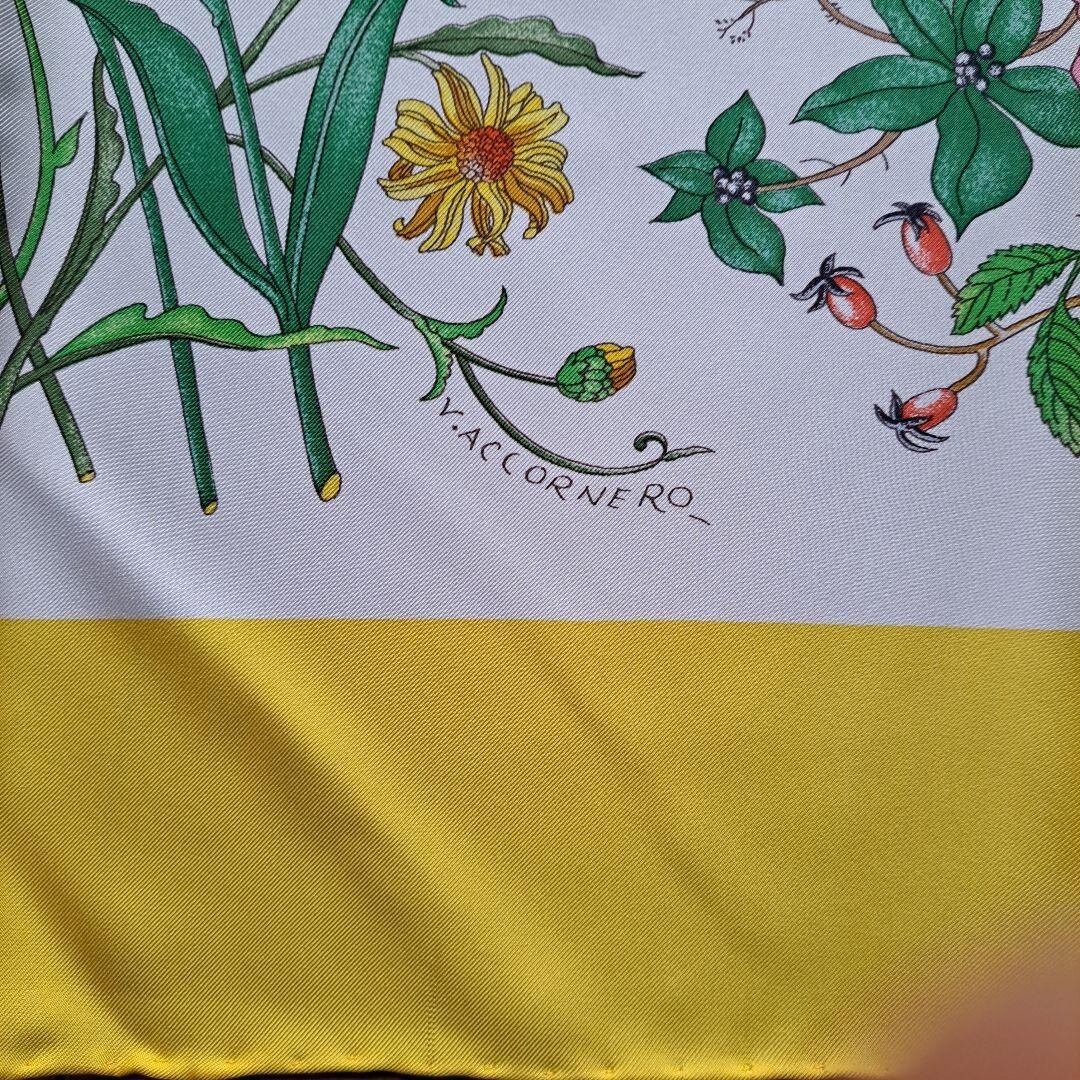 Gucci V.ACCORNERO Large Scarf Silk 87cm Floral Flower