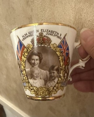 Queen Elizabeth II Tea Cup With Prince Charles And Princess Ann