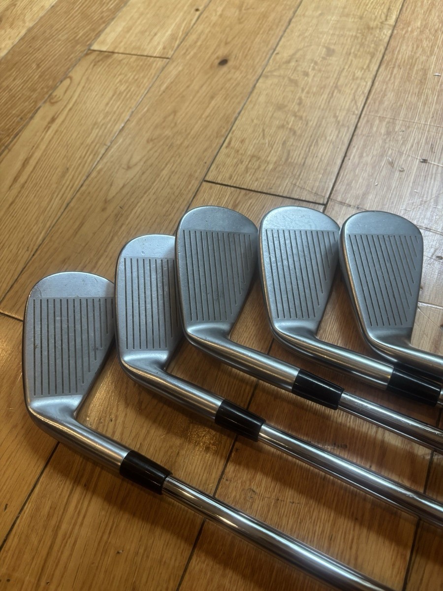 MIZUNO JPX923 FORGED Iron Set 6-PW 5pcs DG 105 R300 Flex R MIZUNO JPX923 FORGED Iron Set 6-PW 5pcs DG 105 R300 Flex R
