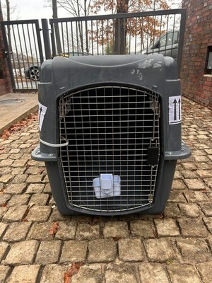 Petmate Hundetransportbox Größe M/L   guter Zustand   ideal für mittelgroße Hund