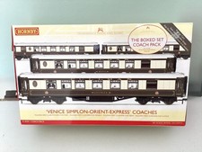 Hornby R4254 Venice Simplon-Orient-Express Pullman 4 Car pack c/w working lights