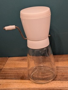 Vintage White Federal Housewares Nut Chopper Grinder W/ Lid Glass 26 Bottom