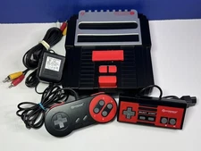 Hyperkin RetroN 2 Video Game Console M05932-BK SNES NES w/ 2 Controllers TESTED