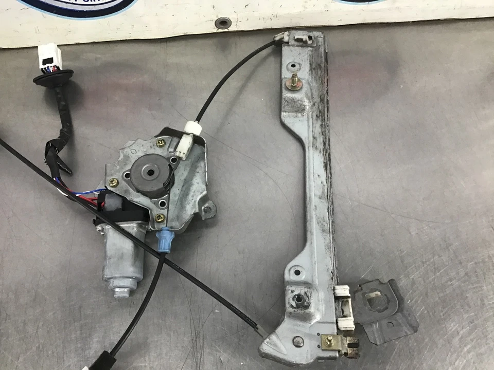 Nissan 350Z 2004 pasajero delantero interior ventana regulador motor OEM 14BINCE Foto 2 de 4