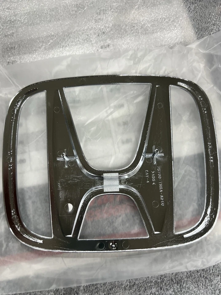 Honda Odyssey Lx 2018 a 2020 emblema delantero Foto 2 de 4