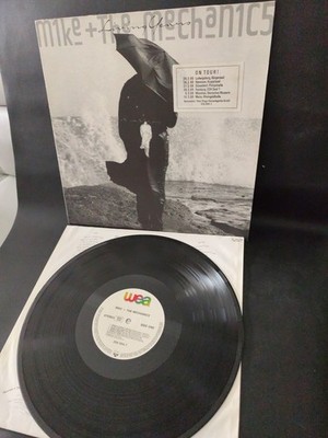 Mike & The Mechanics   Living Years LP  WEA   256 004-1 - EX