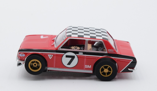 Auto World Xtraction Red/Black/White 1973 Datsun 510 #7 HO Slot Car 1 of 1008 - Picture 3 of 7