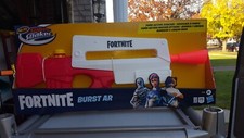 Fortnite Nerf Super Soaker Burst AR Water Blaster, Pump-Action Soakage New 
