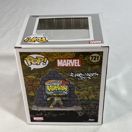 Funko Pop LUKE CAGE #721 Marvel Street Art Collection Deluxe- GameStop Exclusive - Picture 5 of 8
