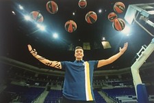 12) Bogdan Bogdanovic signiert Basketball NBA Foto Unterschrift Autogramm signed