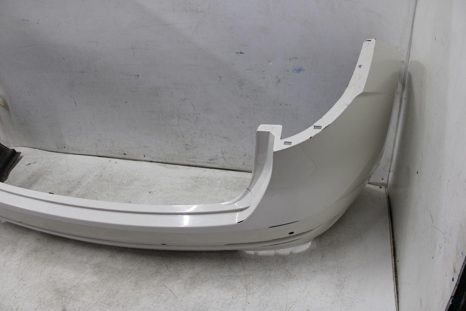 2023 MASERATI LEVANTE Rear Bumper Assembly White