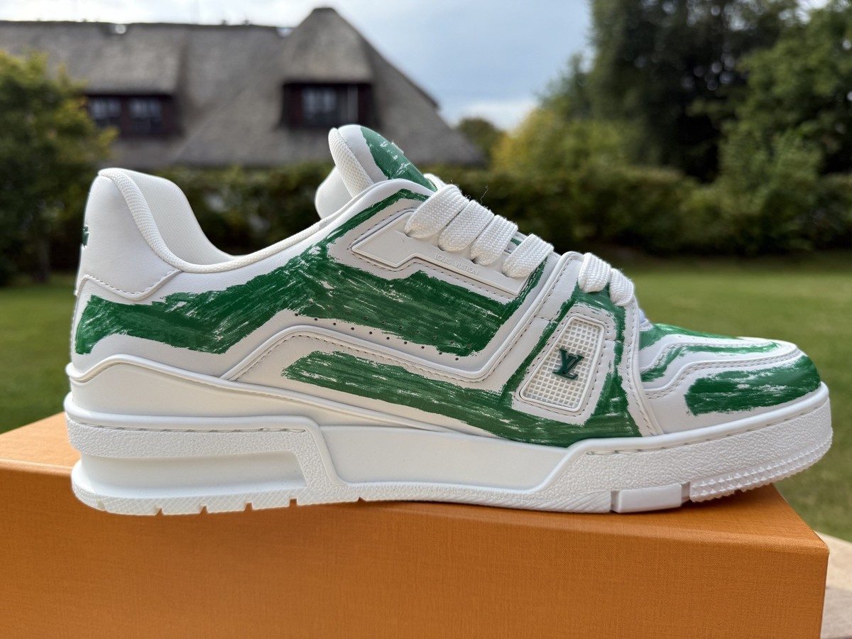 GENUINE LOUIS VUITTON TRAINER SNEAKER COLORED-IN GREEN REF. 1ABLX1