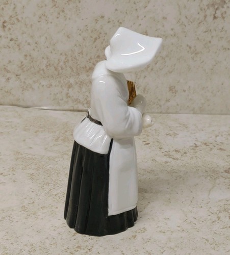 Statuina monaca Royal Worcester vintage candela osso snuffer Cina Inghilterra - Foto 7 di 12