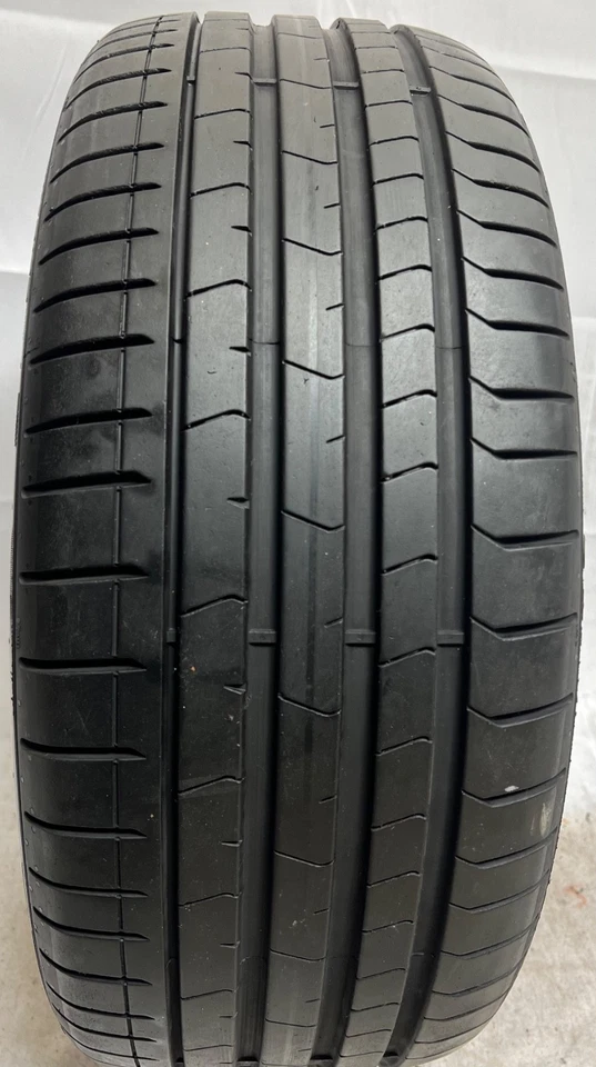1 - NO REPAIRS 225/40R19 XL (93Y) Pirelli P Zero PZ4 RSC KS (*) BMW - 10150 - Image 2 of 4