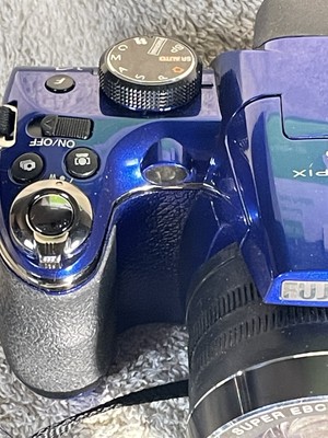 Fujifilm FinePix S Series S4400 14.0MP Digital Camera - Blue No