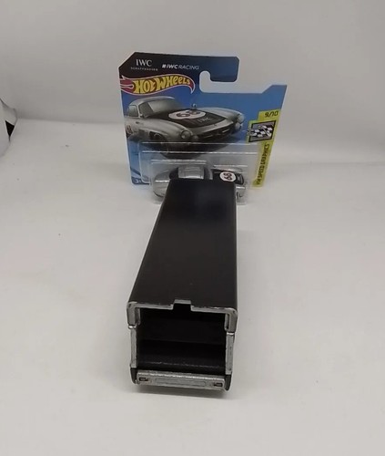 Hot Wheels - Euro Hauler + Mercedes Benz 300SL - IWC Racing #68 - 2019 - Used - Bild 15 von 21