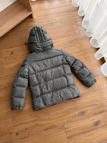 VTG Prada Luxury Nylon x Down Puffer Jacket Kids Size 5-6Y - Picture 9 of 15