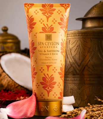 Sal & Saffron Vitamin E Facial Cleansing Foam - Hydrating & Refreshing - 150ml