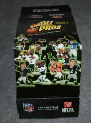 ONE CASE(24 PACKAGES PER CASE) NFL FOOTBALL SMALL PROS SERIES THREE FIGURES