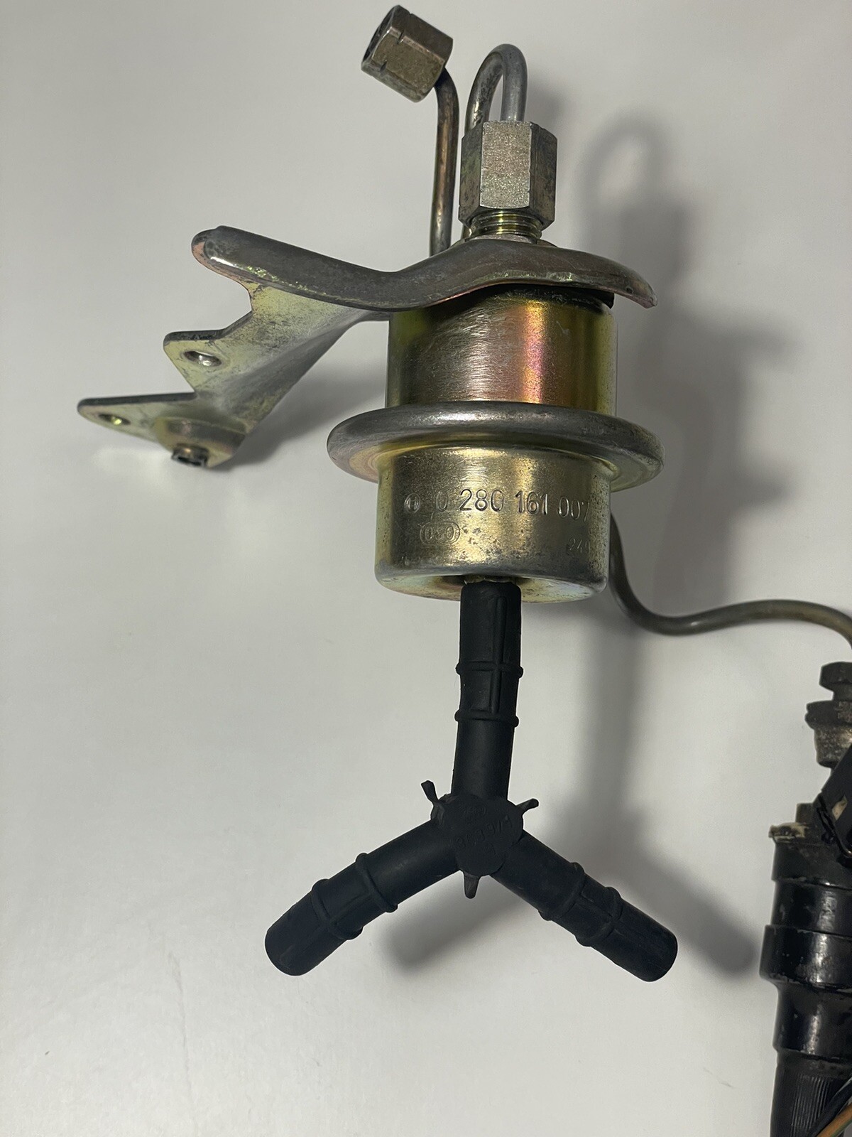 Mercedes Benz W126 Fuel Pressure Damper OEM Bosch 0280161007 eBay