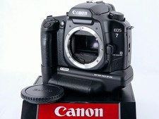    MINT Canon EOS 7 ELAN 7E 35mm Film Camera Body Only w/BP-300 From Japan