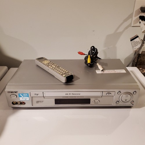 Sony SLV-N700 VCR VHS Player Recorder Hi-Fi Stereo With Remote & AV Cables- Good