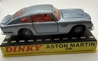 VINTAGE RARE DINKY 153 ASTON MARTIN DB6 1/43