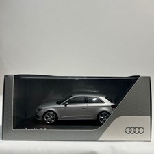AUDI Dealer Special Order schuco 1/43 A3 Ice Silver Schuco Audi Ice Silver 8V