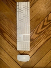 Apple Magic Mouse and Keyboard Set