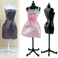 Barbie Dolls Model Dress Displaying Set Fashion Muse Burgundy Babies' Gift 848c Barbie Dolls Model Dress Displaying Set Fashion Muse Burgundy Babies' Gift 848c
