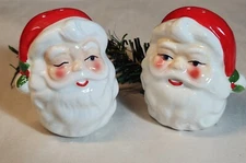 Transpac Classic Santa Claus Salt and Pepper Christmas Shaker Retro Set 3in High