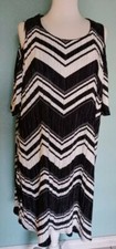 NY Collection Sz 2X Cold Shoulder Shift Dress Tunic NWT Accordeon Fabric "FLAW"