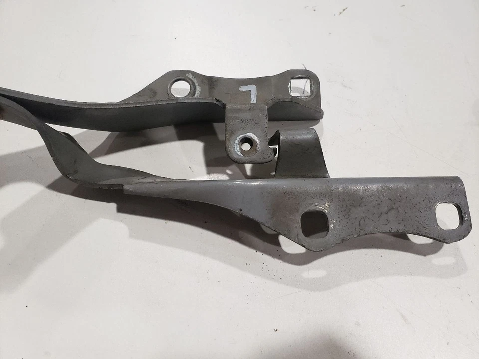 Juego de bisagras capó derecho e izquierdo - Infiniti G35 2004 - OEM Foto 3 de 4