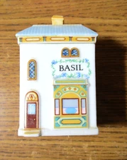 LENOX FINE PORCELAIN 1989 SPICE VILLAGE SPICE JAR (BASIL) Excellent Condition