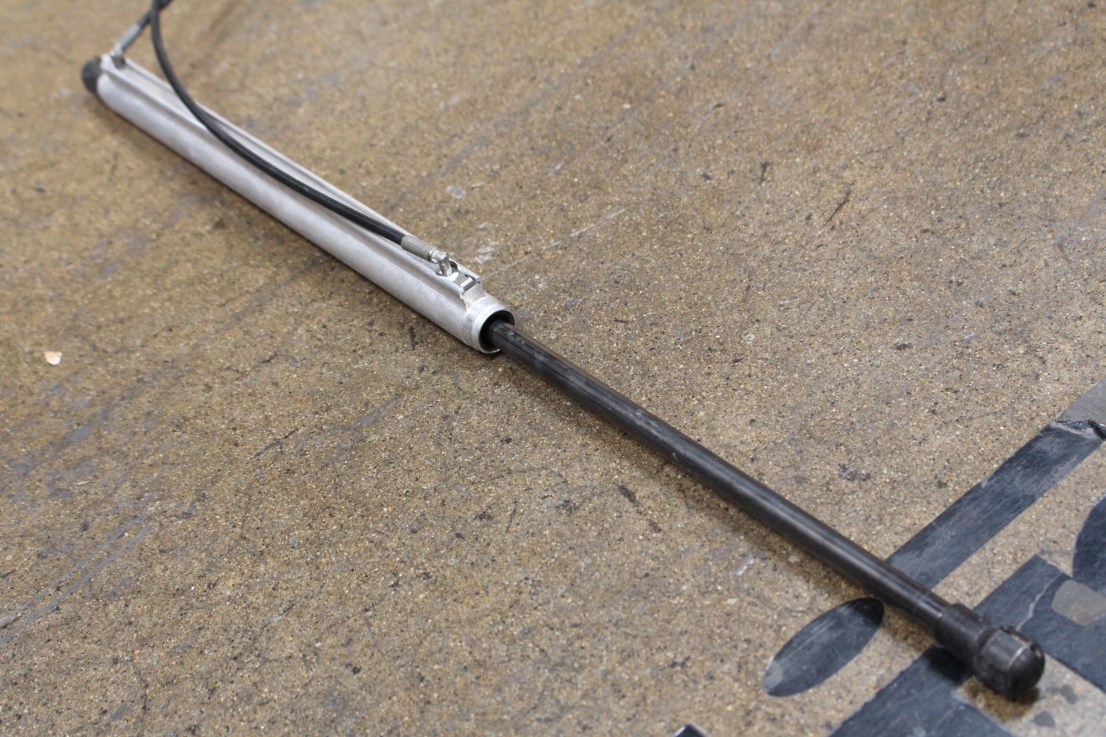 Lamborghini Gallardo, RH, Deck Lid Convertible Top Lift Cylinder, Used 407871604