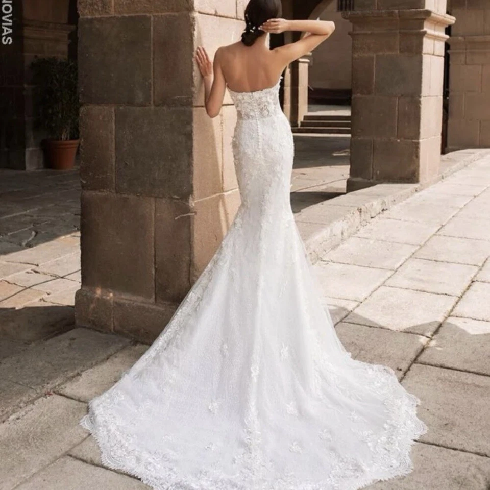 Pronovias Aethra Wedding Dress 3D flower lace - Image 3 of 4