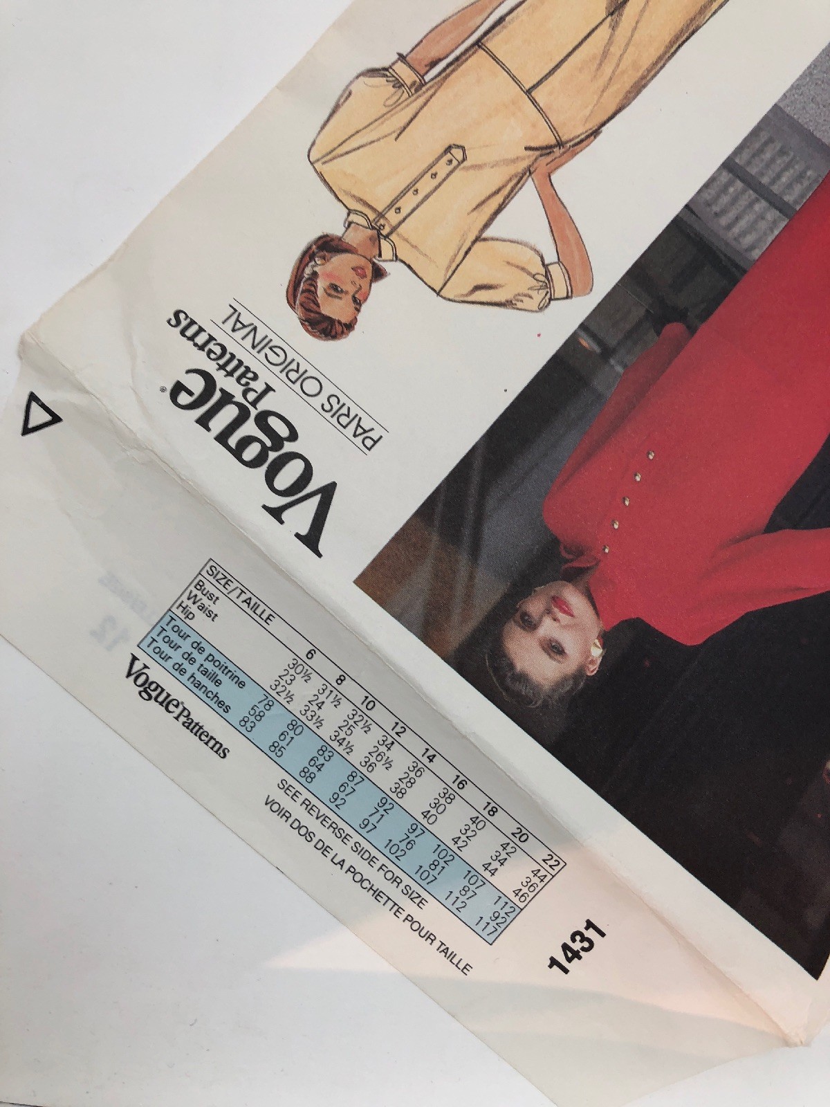 Abito Vogue PARIGI ORIGINALE 1431 TG 12 modello non tagliato YVES SAINT LAURENT vintage