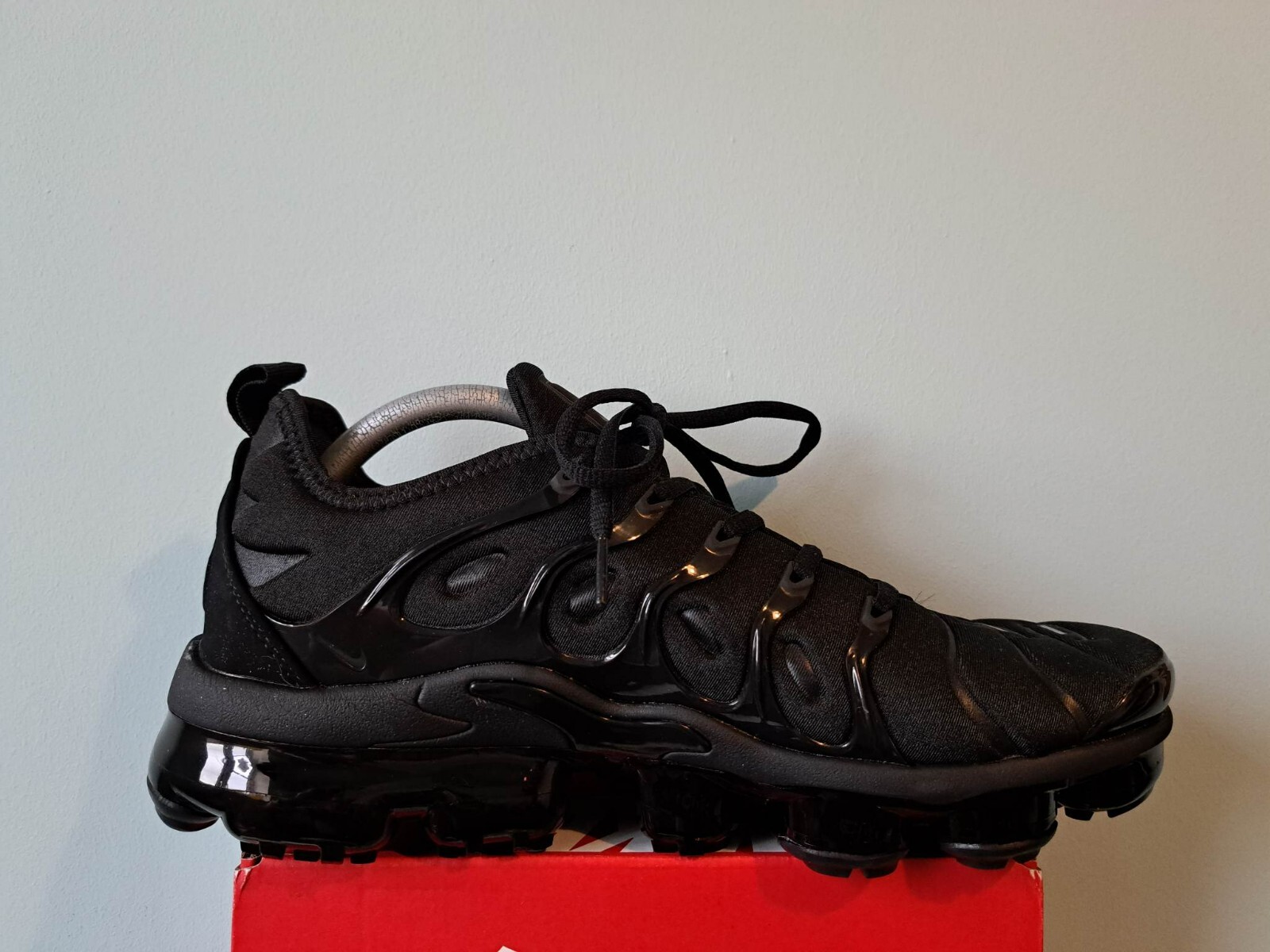 vapormax tn triple black